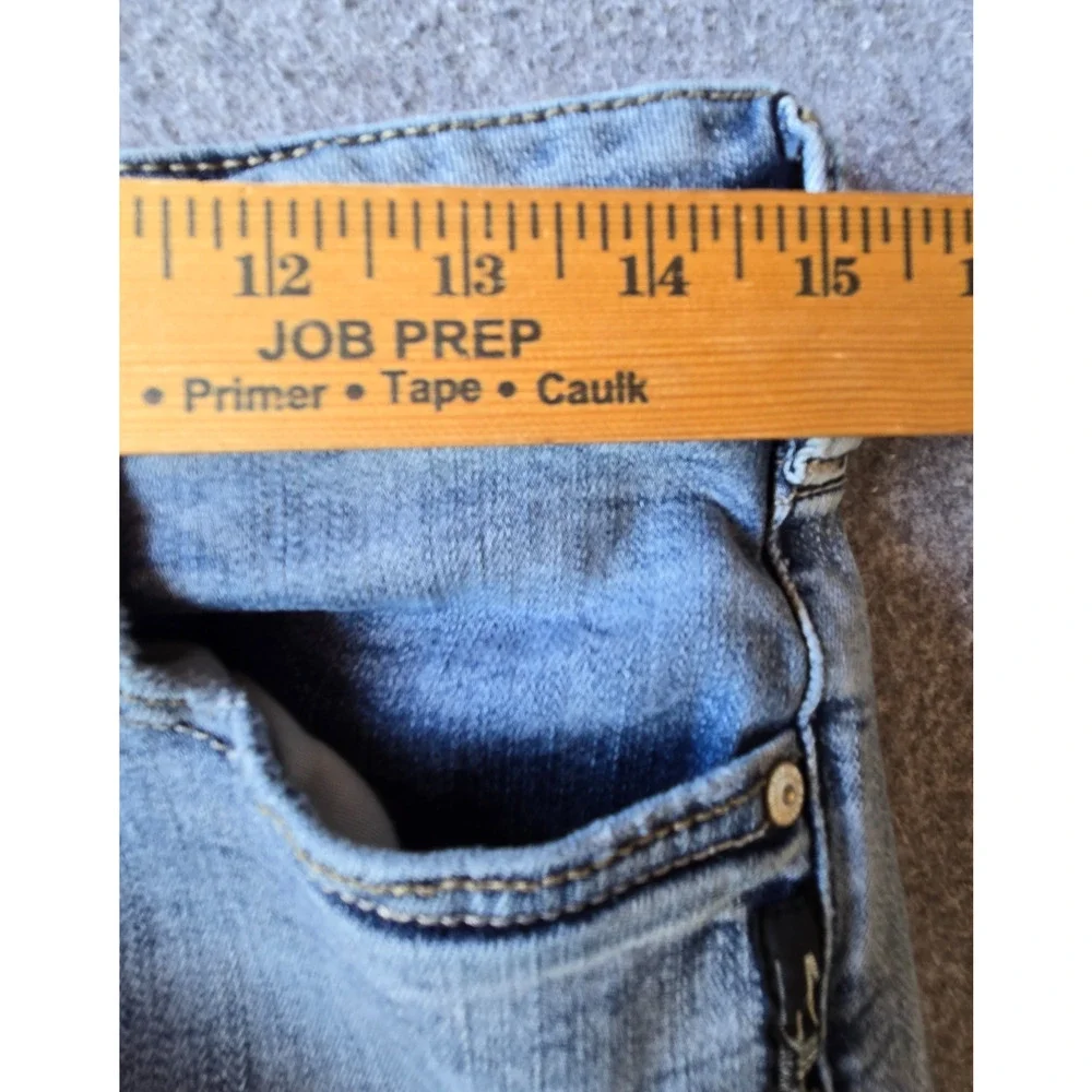 Silver Women's Jeans Avery Slim Boot Mid Rise Stretch Bootcut Western 30